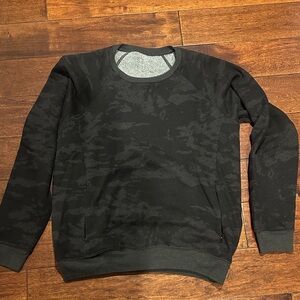 ALO Yoga Black Patterned Crewneck Sweater